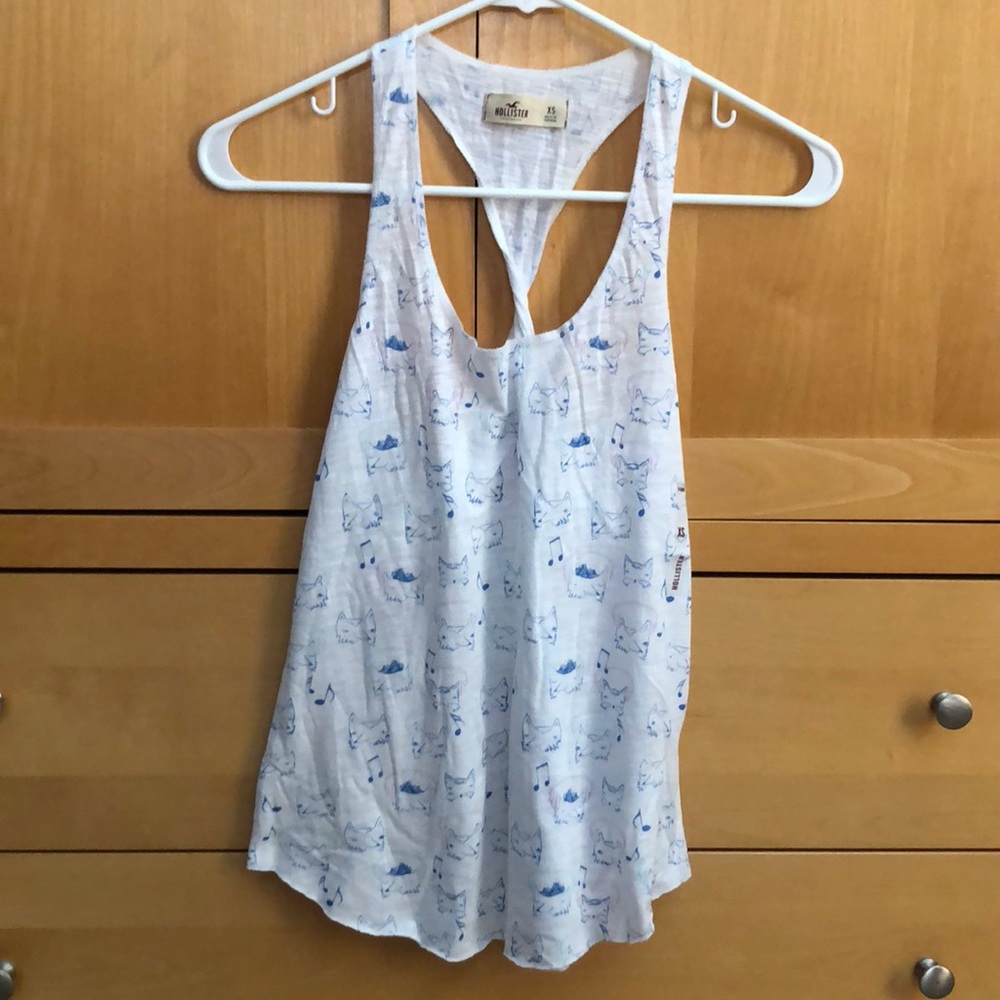 NWT twist back printed tank top